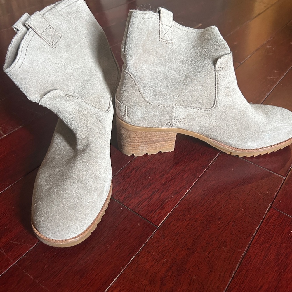Sorel Pull-on Women's Suede Ankle Boots - Light Tan